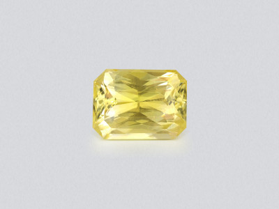 Unheated yellow sapphire radiant cut 8.51 carats, Sri Lanka photo