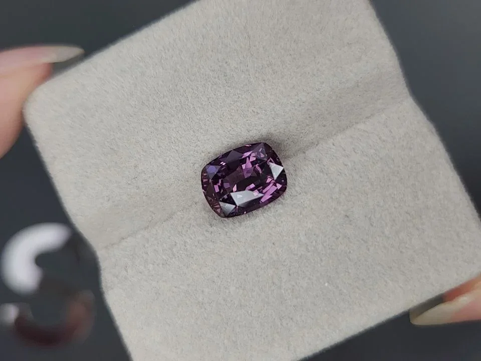 Purple cushion-cut spinel 3.20 carats, Tanzania Image №4