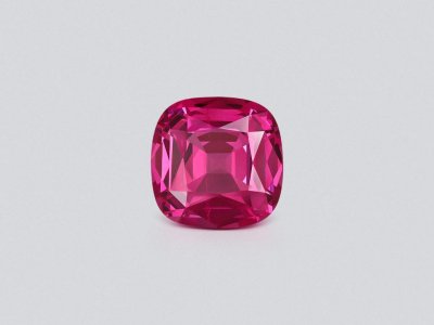 Spinel Mahenge Vivid pink cushion cut  2.91 carats, Tanzania photo