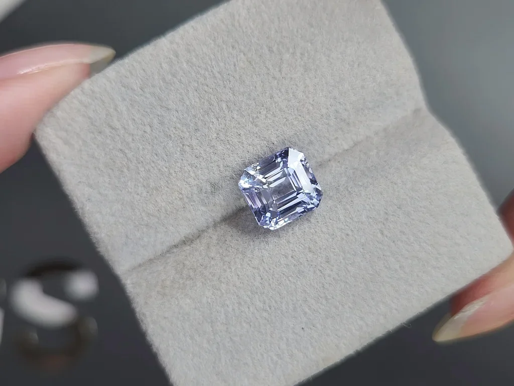 Pastel Blue sapphire in octagon cut 4.01 carats, Sri Lanka  Image №4