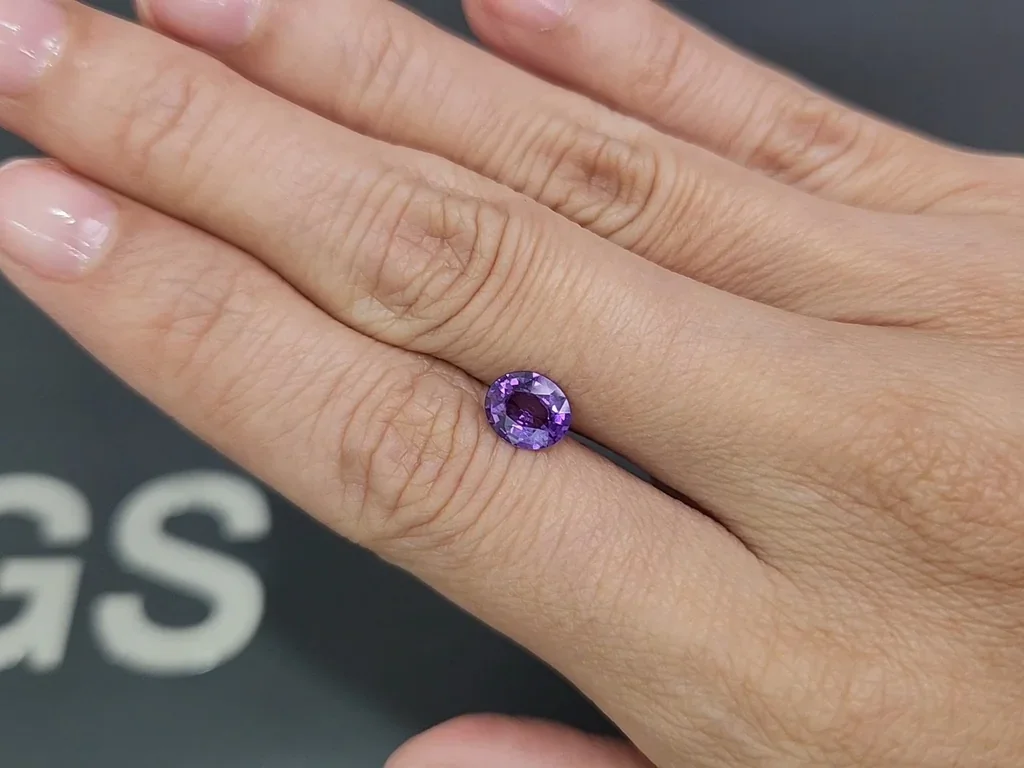 Unheated purple sapphire oval cut 1.30 carats, Sri Lanka Image №2