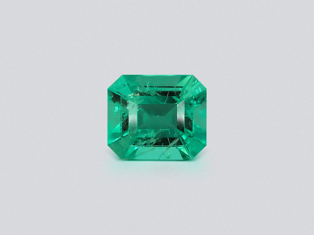 Emerald octagon cut 0.89 carats, Columbia Image №1