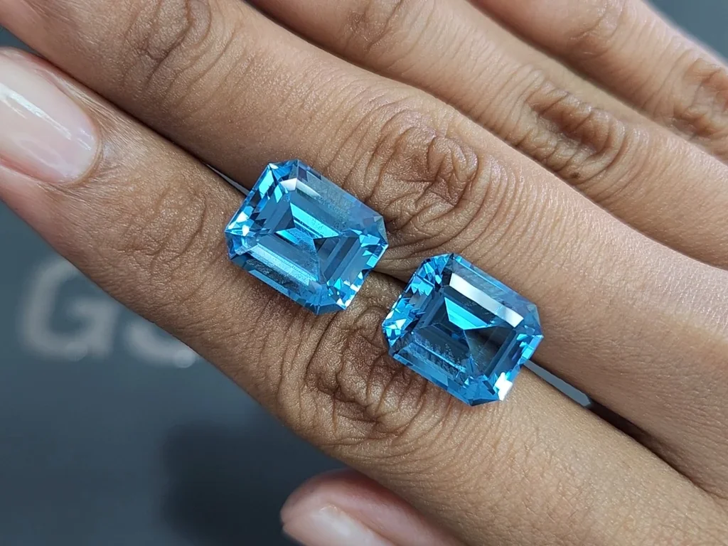 Pair of topaz Swiss Blue octagon cut  21.96 carats, Brazil Image №2