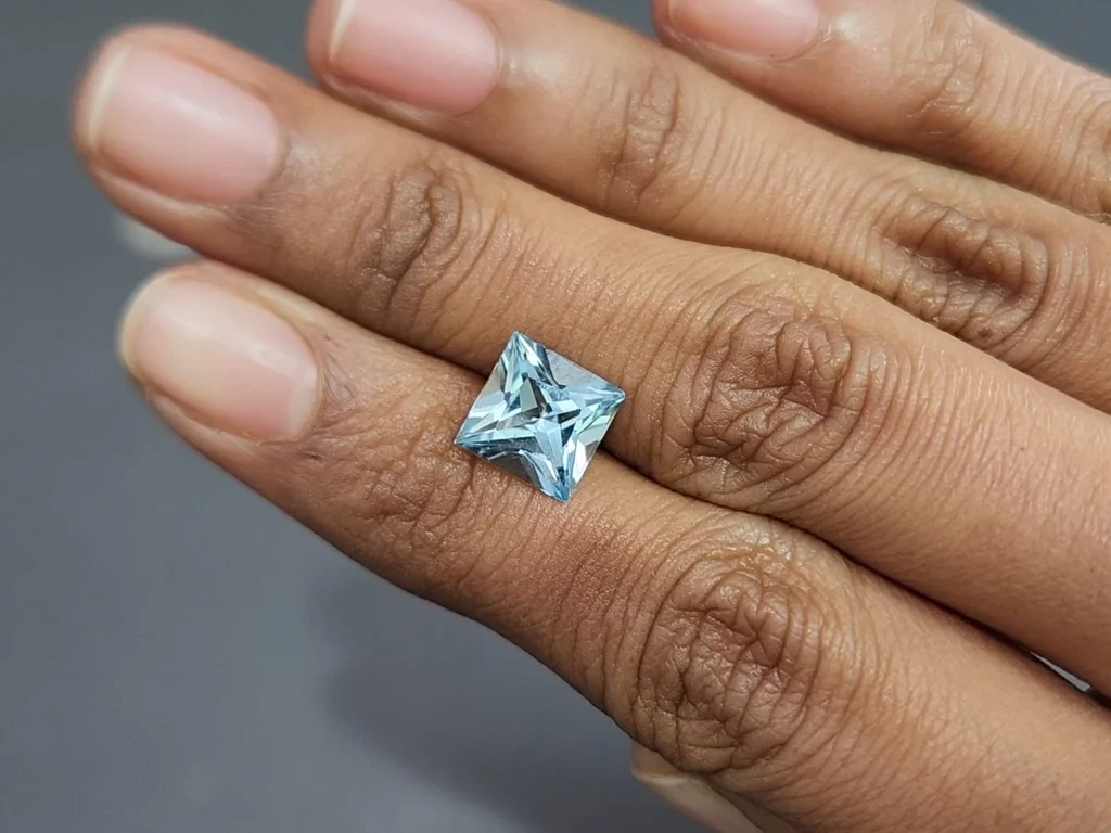 Aquamarine princess cut 2.84 carats, Madagascar  Image №2