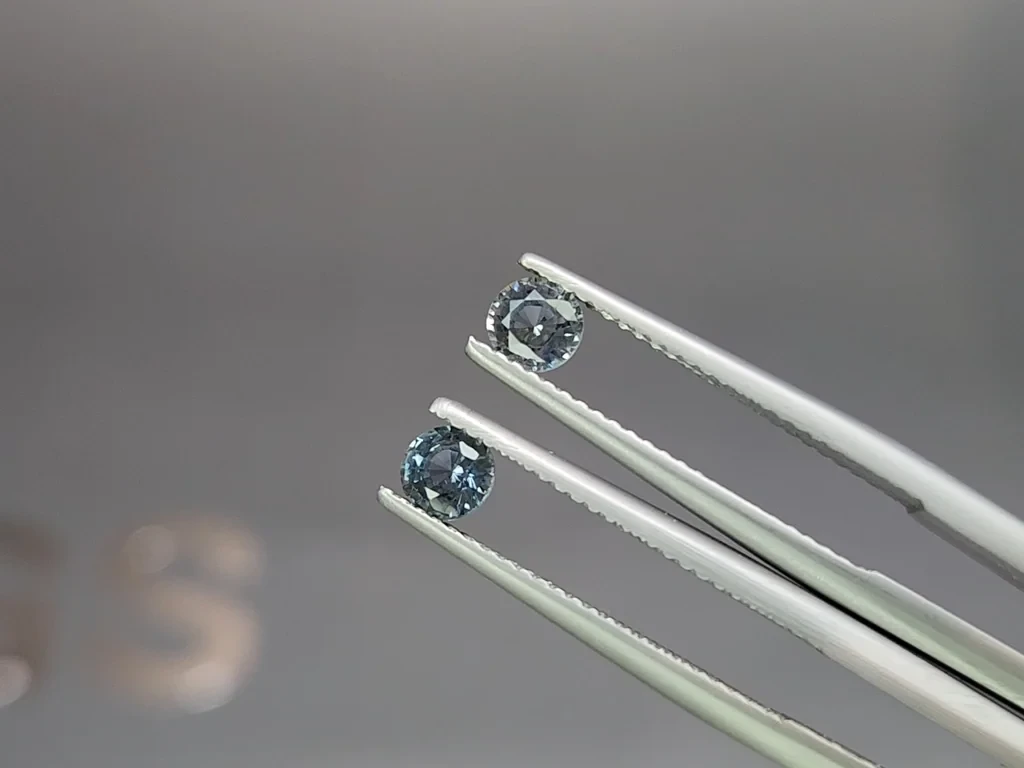 Pair of unheated greenish blue sapphires round cut 0.89 carats, Madagascar Image №3