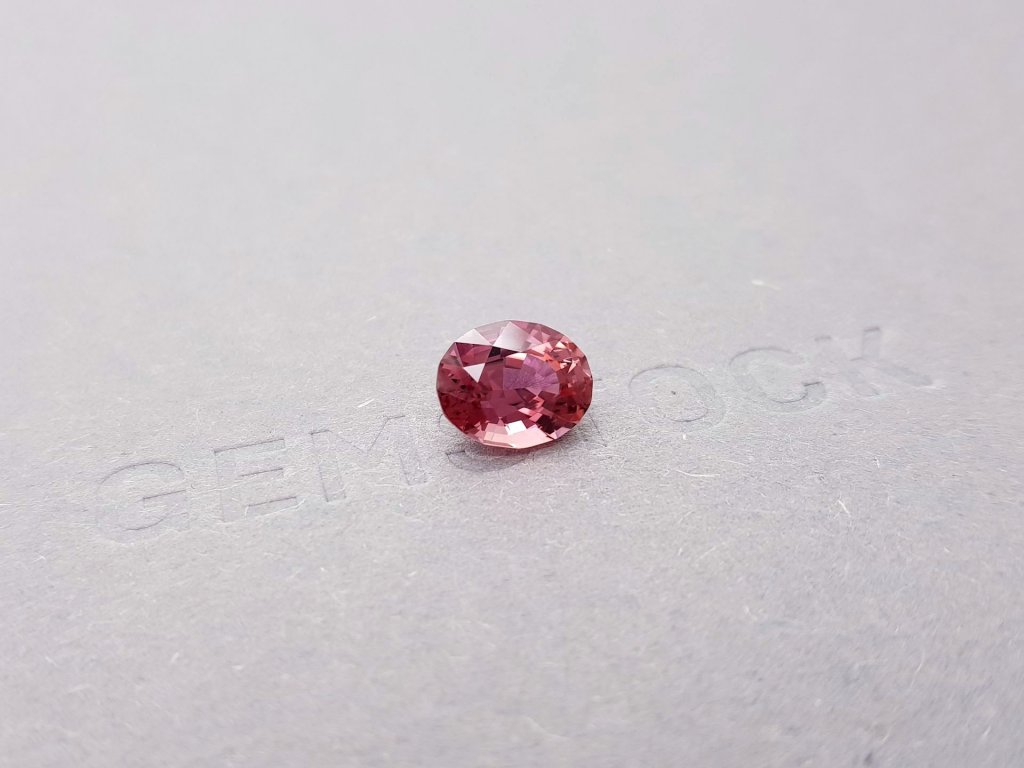 Bright pink oval cut tourmaline 2.37 ct Image №3