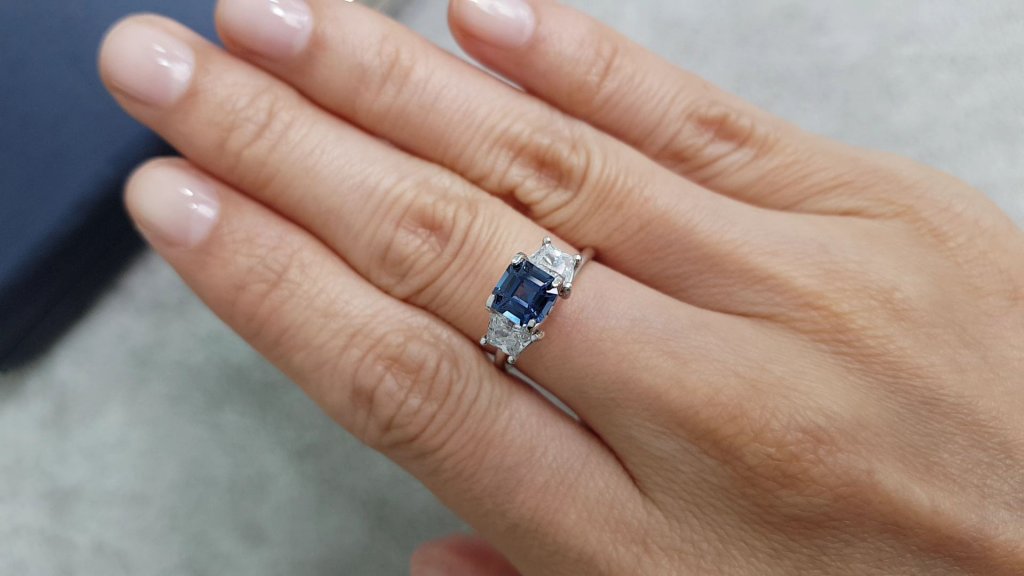 Сobalt blue spinel in octagon cut 1.01 ct from Tanzania Image №4