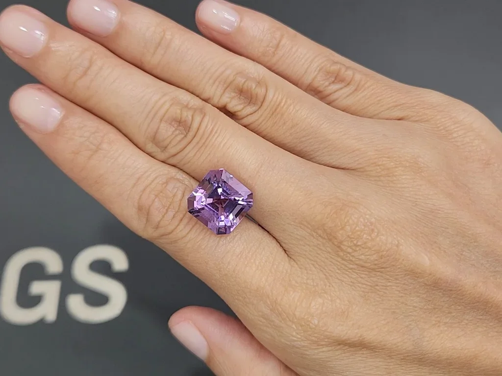 Purple asscher cut amethyst 7.67 carats, Sri Lanka Image №2