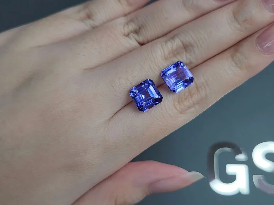 Pair of tanzanites in asscher cut 9.33 carats, Tanzania  Image №2