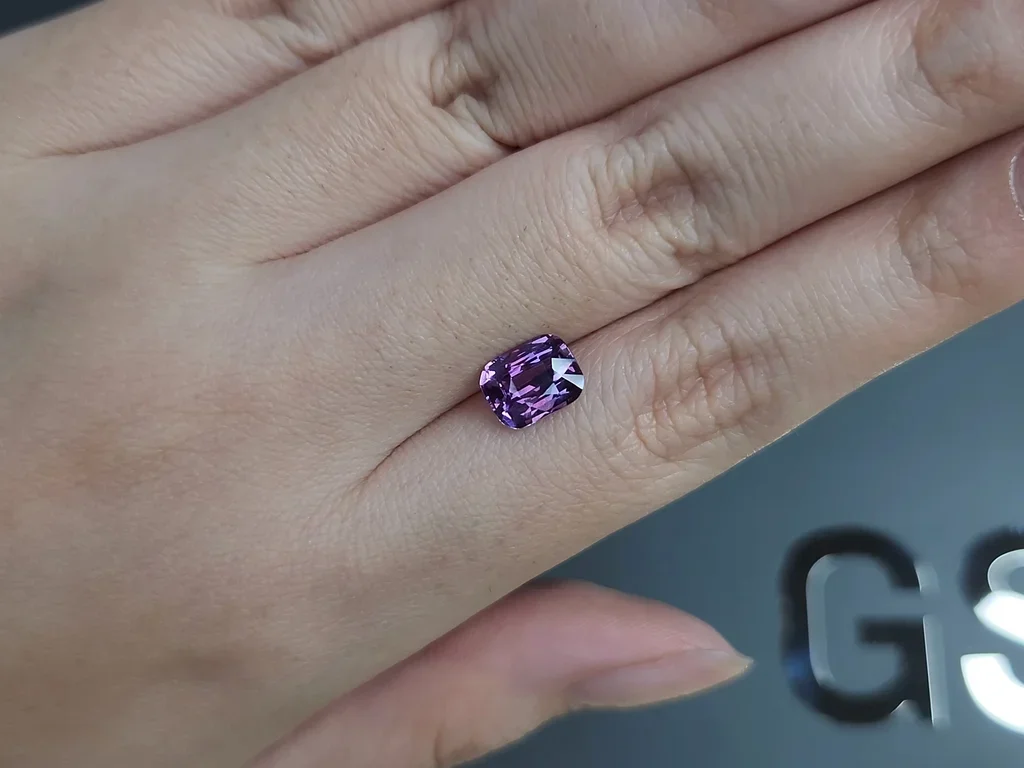 Sapphire color change in cushion cut 6.75 carats, Sri Lanka Image №2