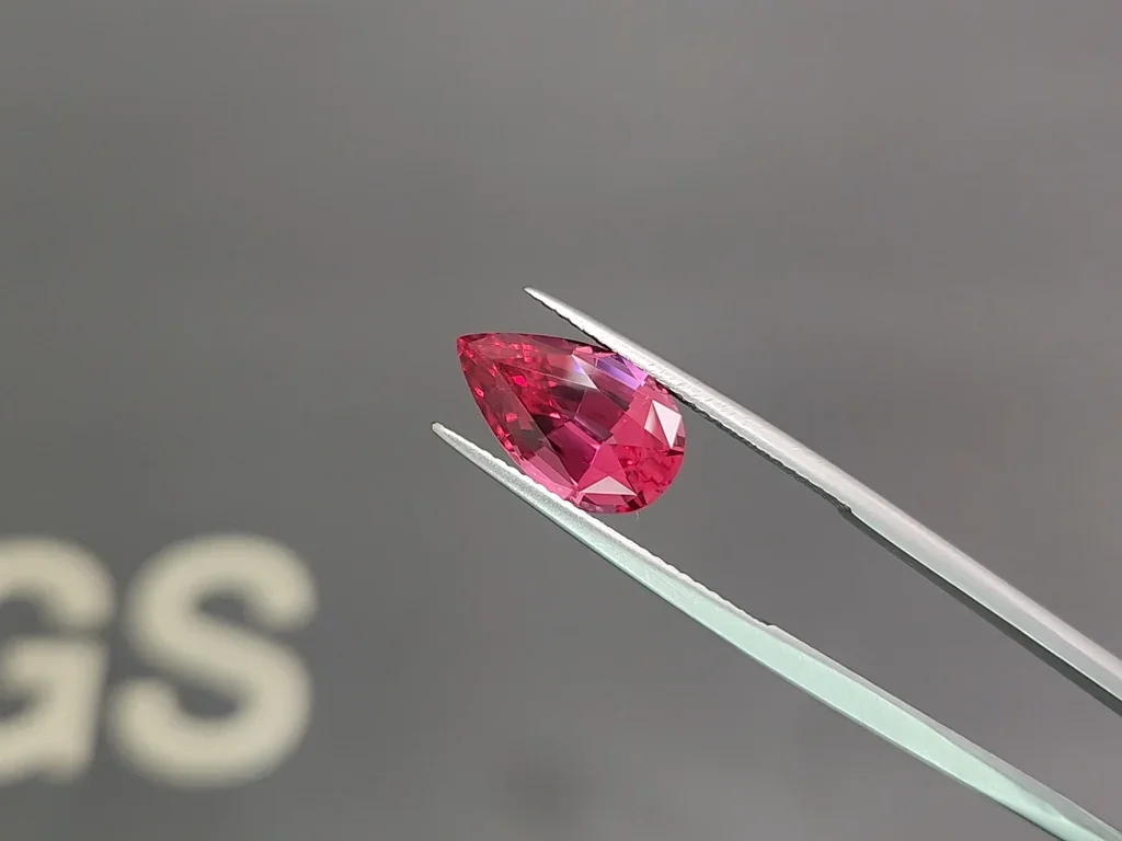 Spinel Mahenge Vivid Pink pear cut 4.50 carats, Tanzania Image №3