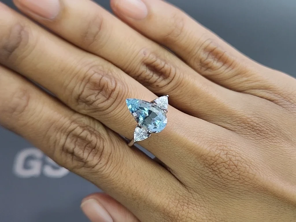 Aquamarine pear cut 3.64 carats, Mozambique Image №5