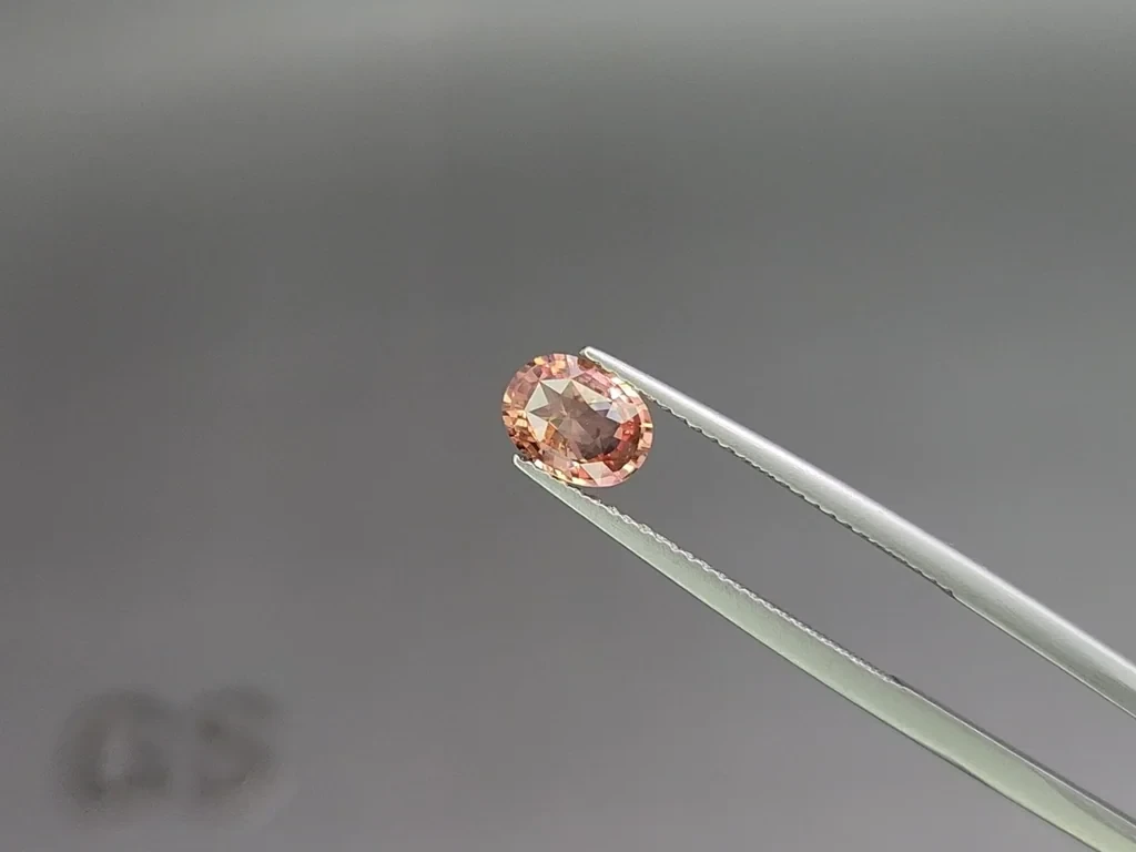 Unheated sapphire Padparadscha oval cut 1.03 carats, Sri Lanka  Image №3