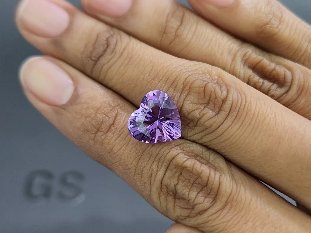 Amethyst precision cut heart shape 4.78 carats, Brazil Image №2