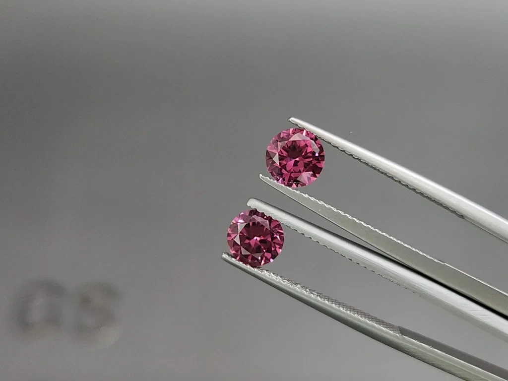 Set of rhodolite garnets round cut 3.62 carats, Madagascar Image №3