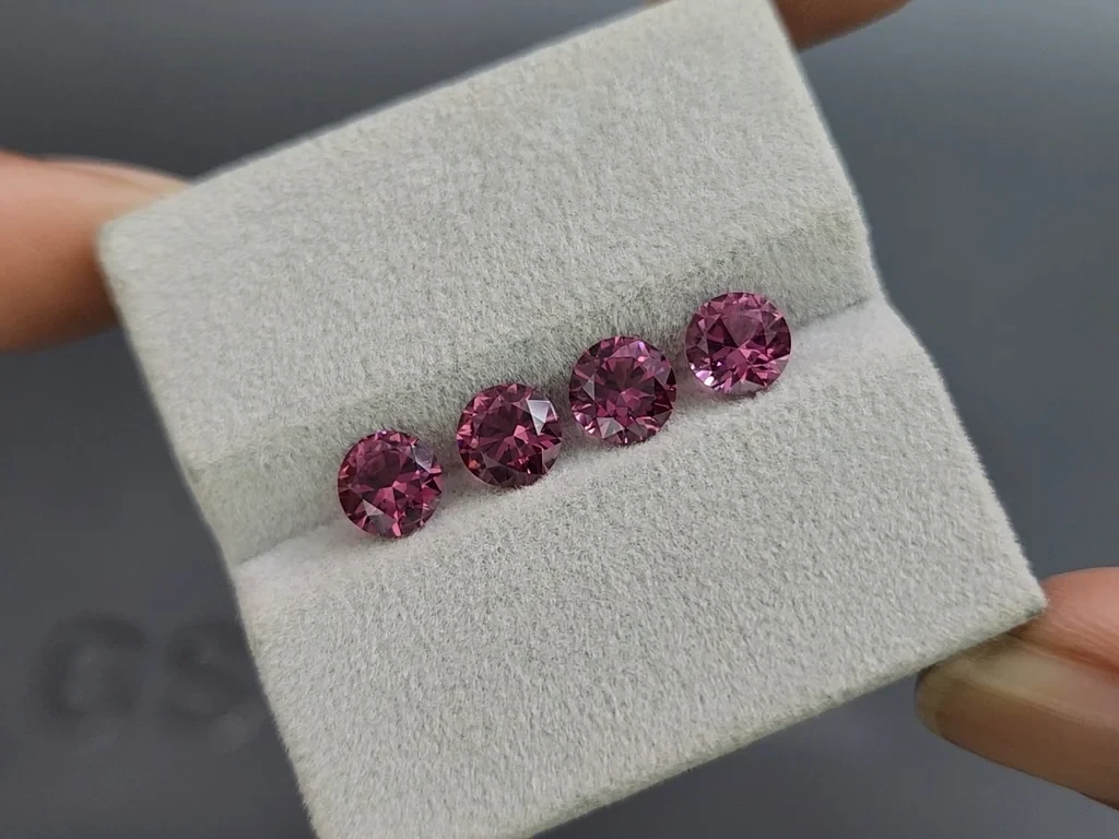Set of rhodolite garnets round cut 3.62 carats, Madagascar Image №5