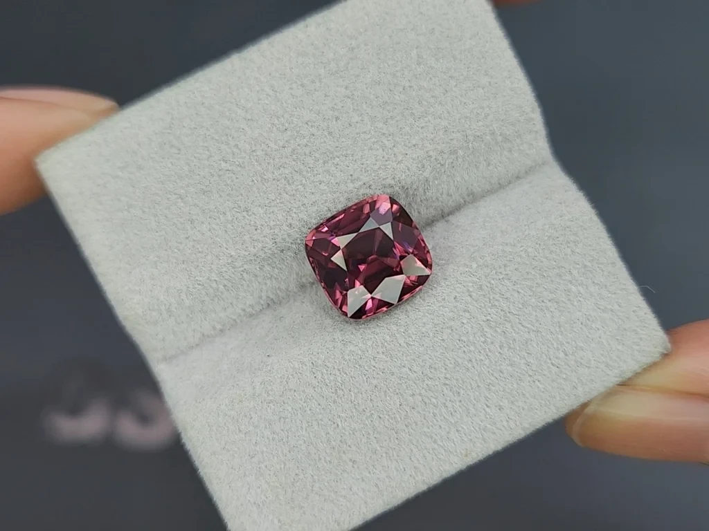 Purple zircon cushion cut 6.81 carats, Tanzania Image №4