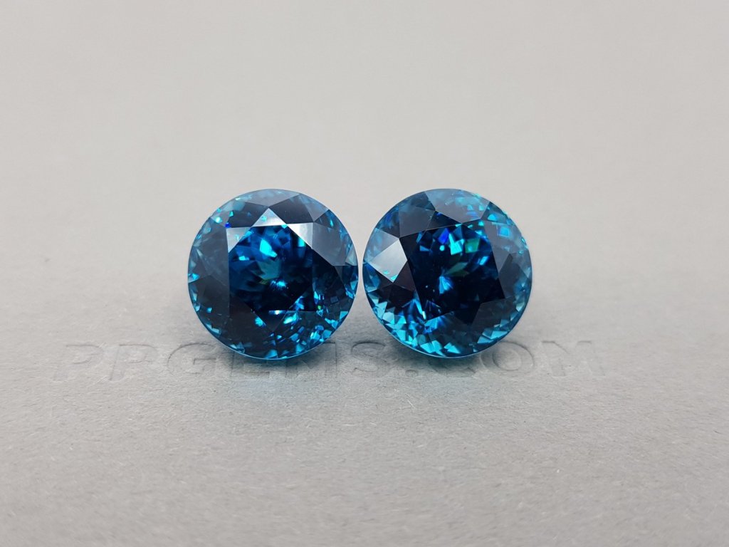 Pair of large vivid blue zircons 30.55 ct, Cambodia Image №2