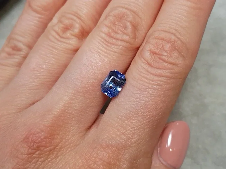 Unheated light blue radiant cut sapphire 2.53 ct, Sri Lanka Image №3