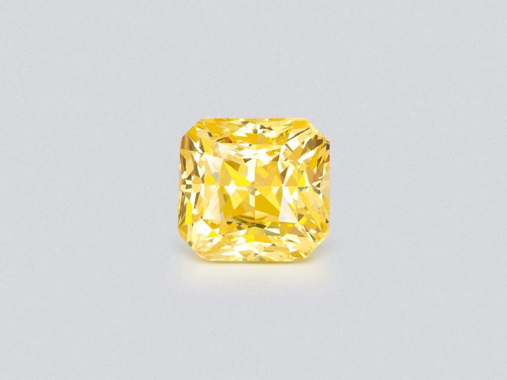 Unheated golden yellow sapphire 3.01 carats in octagon cut, Sri Lanka Image №1