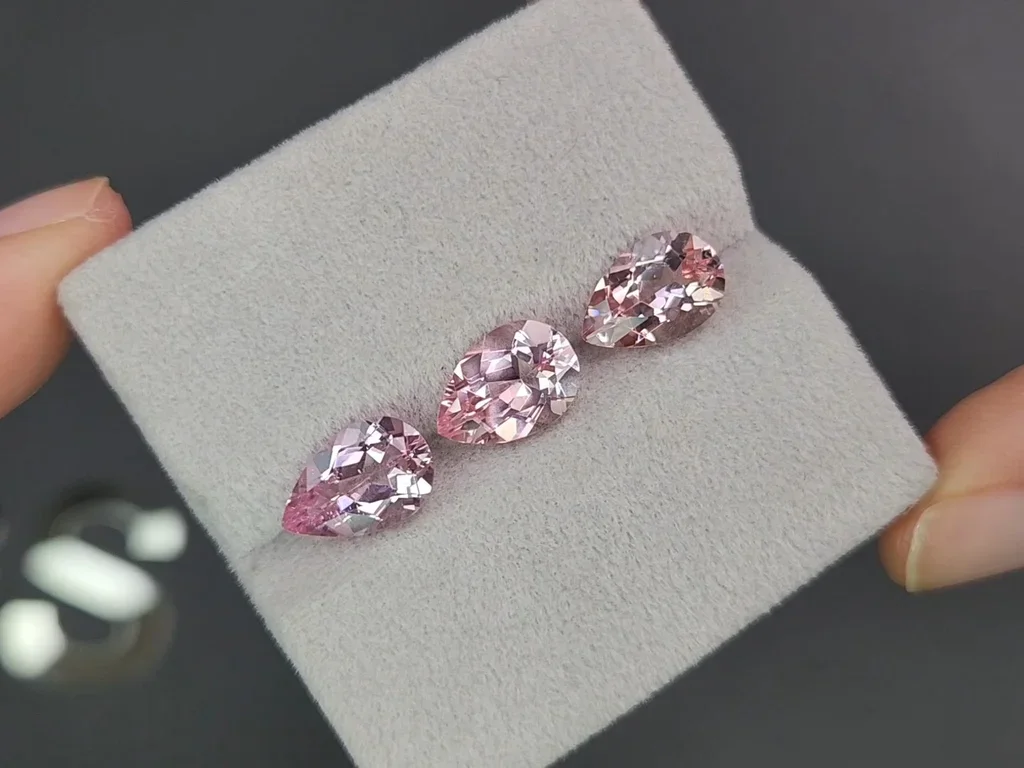 Set of pink morganites in pear cut 5.21 carats  Image №5