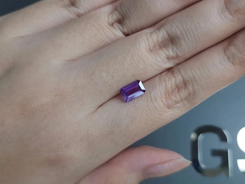 Unheated sapphire purple in octagon cut 1.14 carats, Sri Lanka Image №2