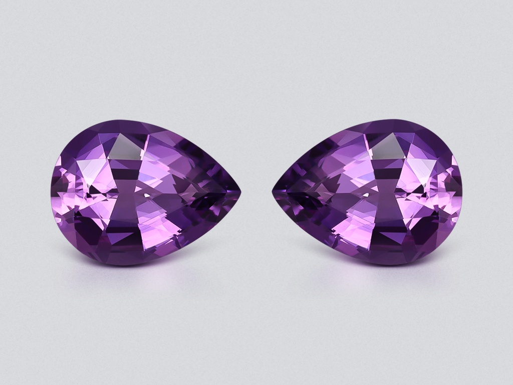 Pair of amethysts precision pear cut 11.00-12.00 carats, Brazil Image №1