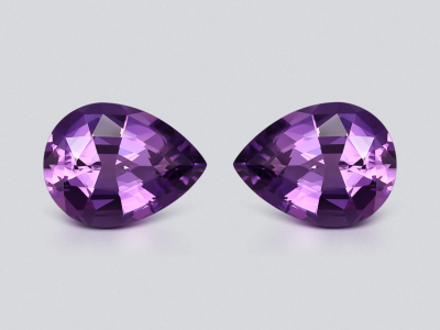 Pair of amethysts precision pear cut 11.00-12.00 carats, Brazil photo