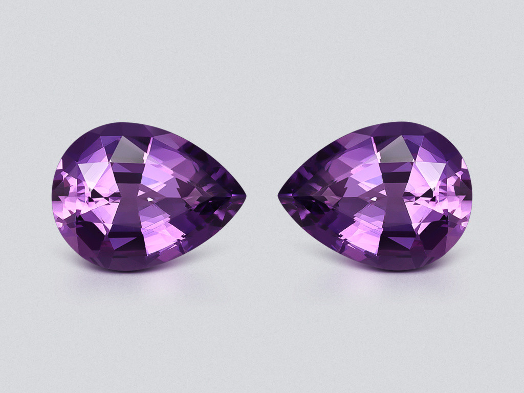 Pair of amethysts precision pear cut 11.00-12.00 carats, Brazil Image №1