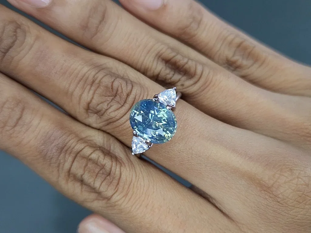 Unheated Teal rutile silk effect sapphire oval cut 5.06 carats, Sri Lanka Image №5