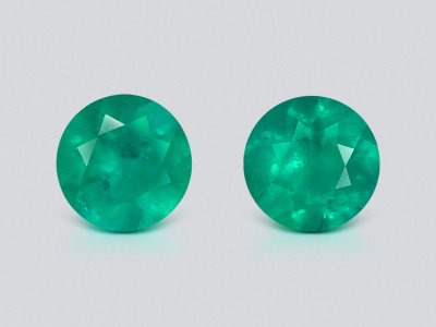 Pair of emeralds round cut 1.48 carats, Colombia photo