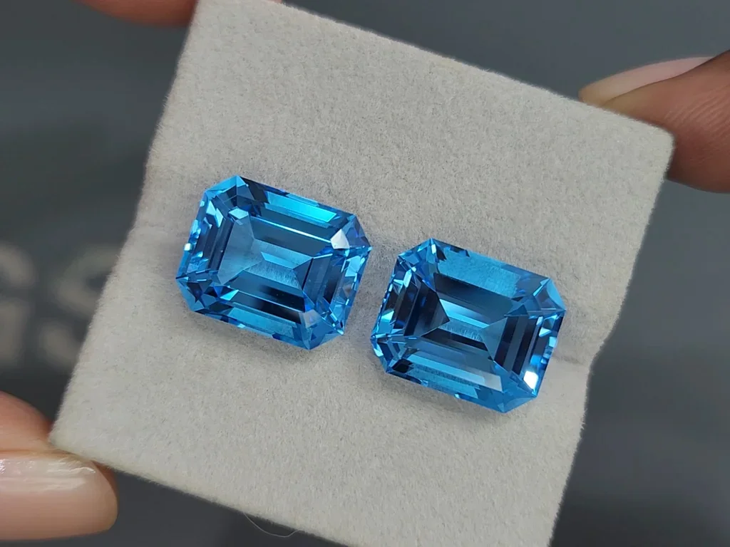 Pair of topaz  Swiss Blue octagon cut 24.82 carats, Brazil Image №4