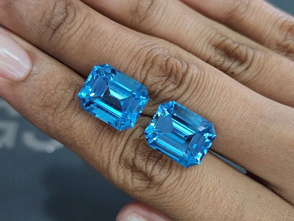 Pair of topaz  Swiss Blue octagon cut 24.82 carats, Brazil Image №2