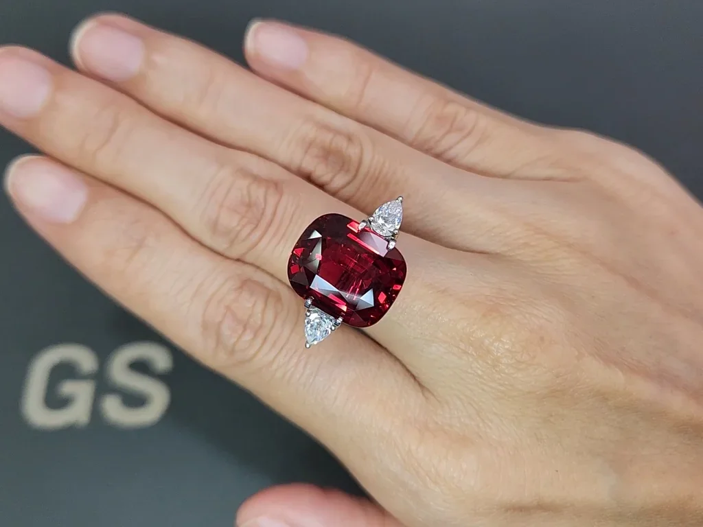 Investment grade Vibrant Pigeon Blood ruby in cushion cut 14.05 carats, Madagascar (GRS, AGL, SSEF) Image №3