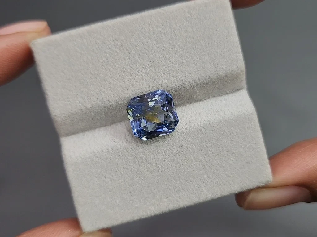 Sapphire Bi-Color radiant cut 6.02 carats, Sri Lanka Image №4
