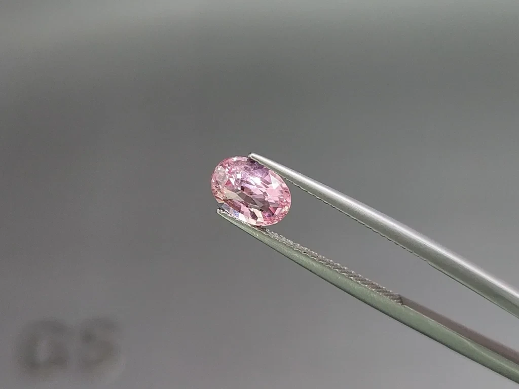 Unheated sapphire Padparadscha oval cut 1.57 carats, Sri Lanka  Image №3
