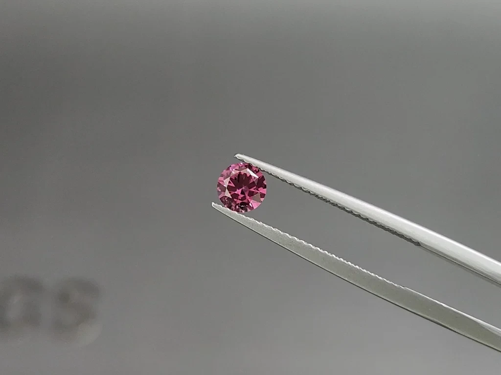 Set of rhodolite garnet round cut 2.66 carats, Madagascar  Image №3