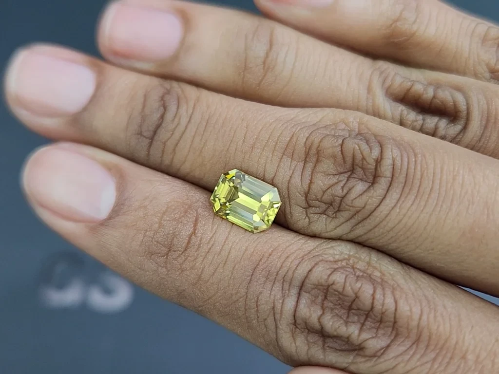 Yellow zircon octagon cut 3.34 carats, Tanzania Image №2