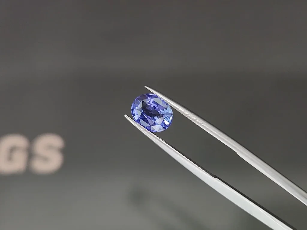 Unheated blue sapphire oval cut  2.05 carats, Sri Lanka Image №3
