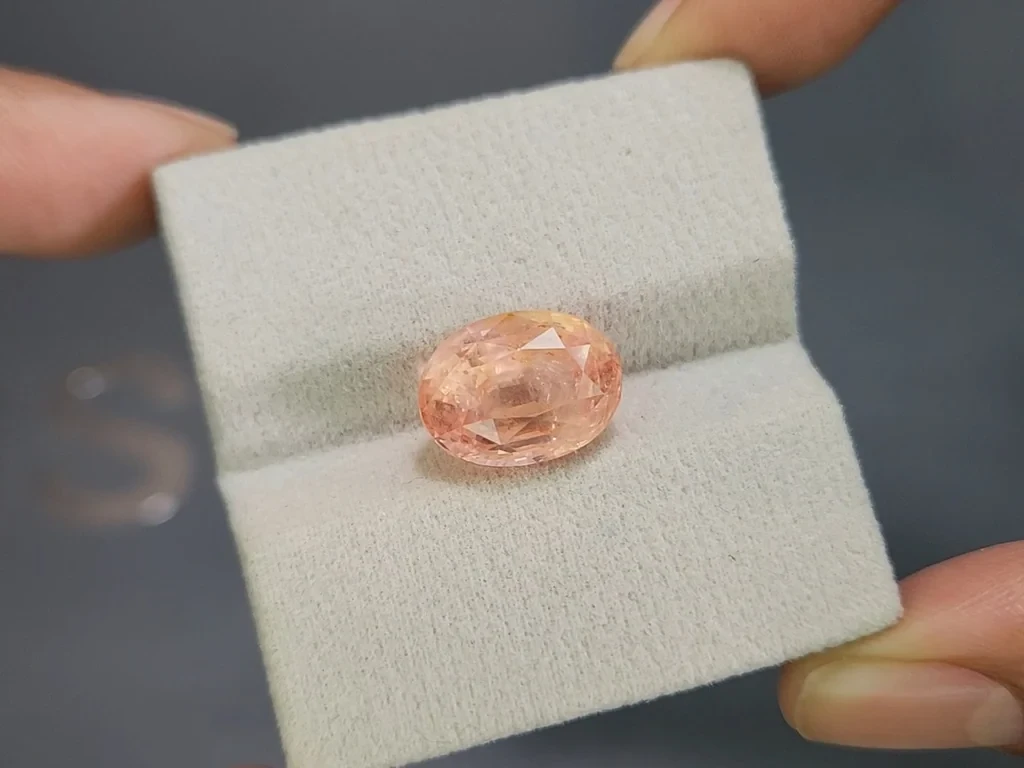 Unheated sapphire Padparadscha oval cut 10.90 carats, Sri Lanka Image №4