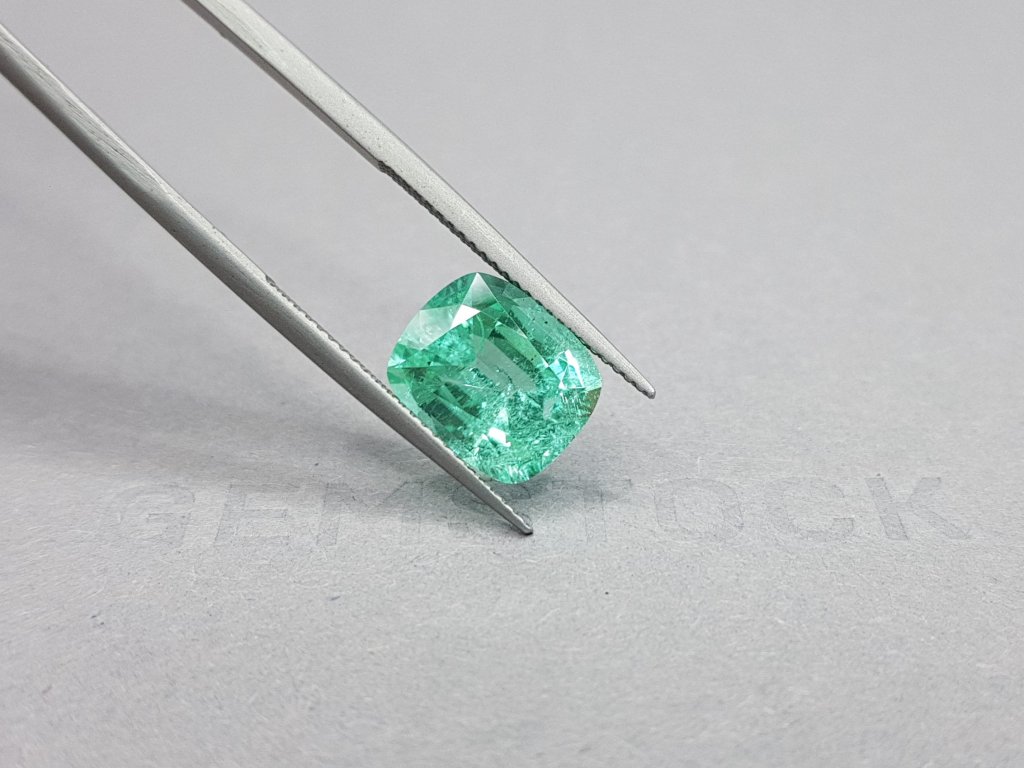 Bright Apple Paraiba 5.22 ct Image №4