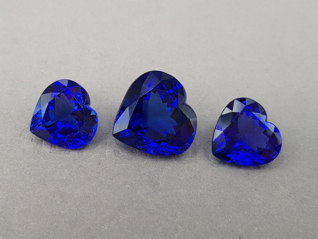 Set of Royal Blue tanzanites 43.75 ct  in heart shape from Tanzania Image №4