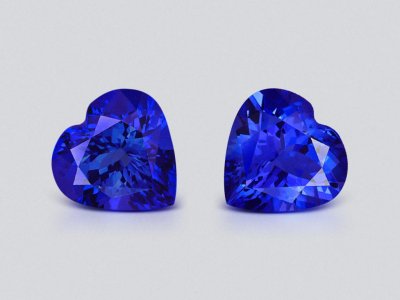 Pair of tanzanites in heart shape 6.67carats, Tanzania  photo