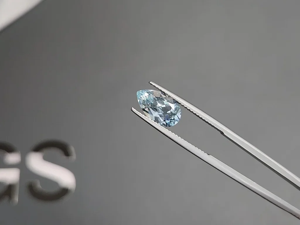 Soft blue aquamarine pear cut 2.43 carats, Africa Image №3