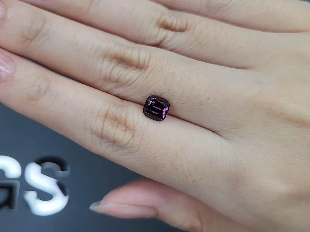 Unheated purple sapphire in cushion cut 1.71 carats, Madagascar Image №2