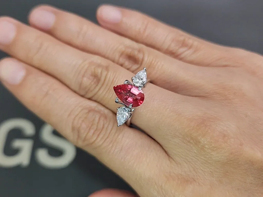 Spinel Mahenge Vibrant pink red pear cut 1.87carats, Tanzania Image №5
