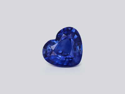 Blue sapphire heart shape 4.84 carats, Sri Lanka photo