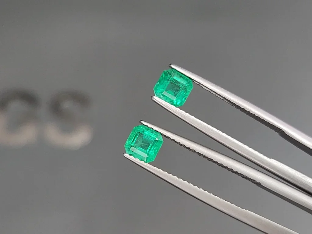 Pair of emeralds asscher cut 1.61 carats, Zambia Image №3