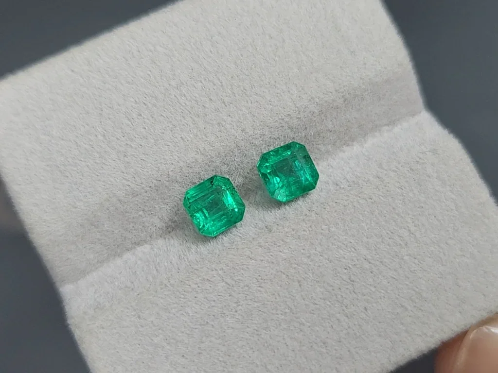 Pair of emeralds asscher cut 1.61 carats, Zambia Image №4