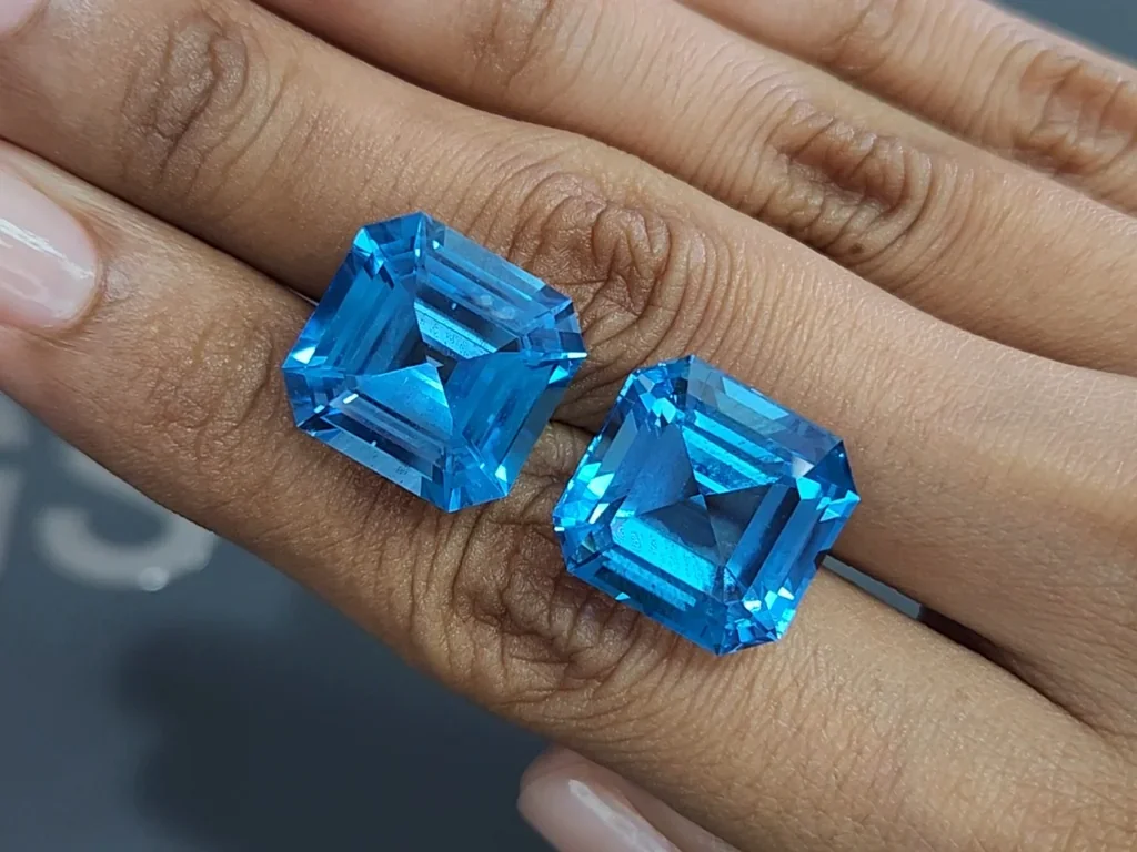 Pair of large topaz Swiss Blue octagon cut 40.18 carats, Brazil Image №2